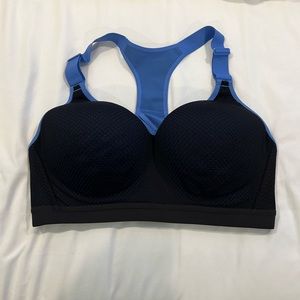 Incredible by Victoria’s Secret sports bra